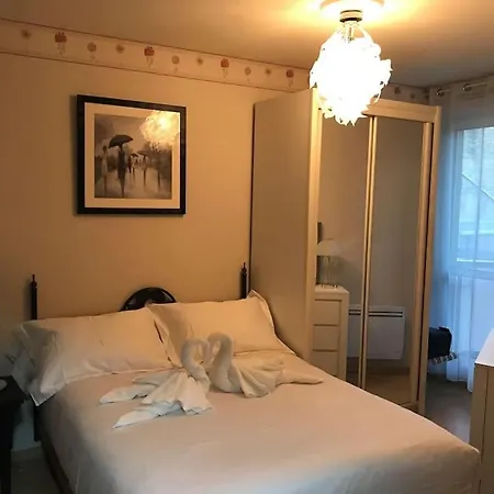Hyper Centre - Balcon / Parking Apartment *