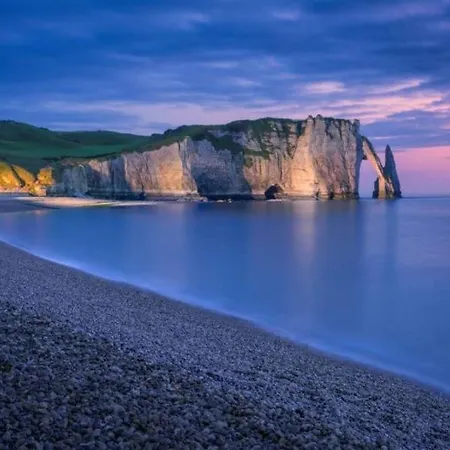 Hyper Centre - Balcon / Parking Апартаменты *