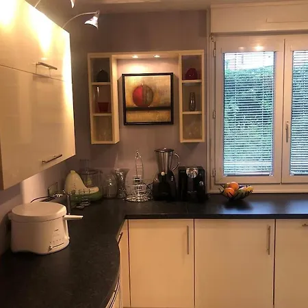 Hyper Centre - Balcon / Parking Гавр